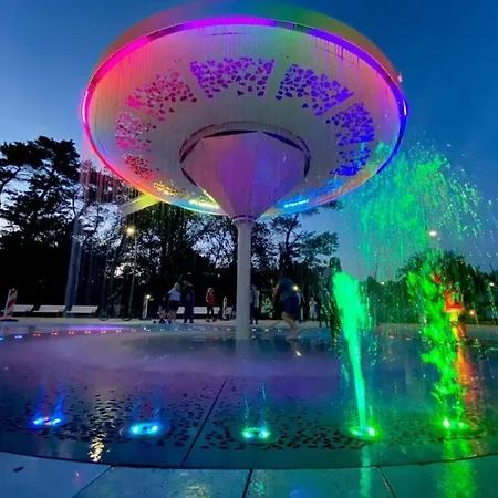 With Private Bike Storage 아파트 *